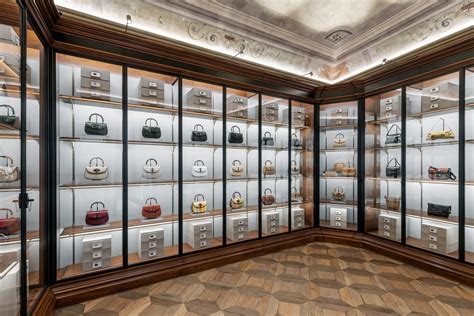 gucci archivio firenze|gucci archive.